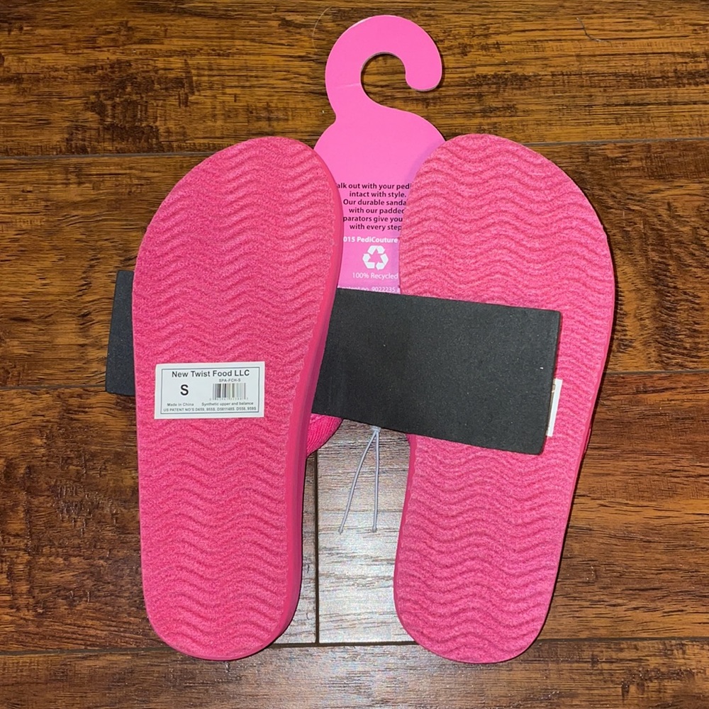 NWT Pedi Couture Pedicure Hot Pink Sandals - Picture 6 of 9